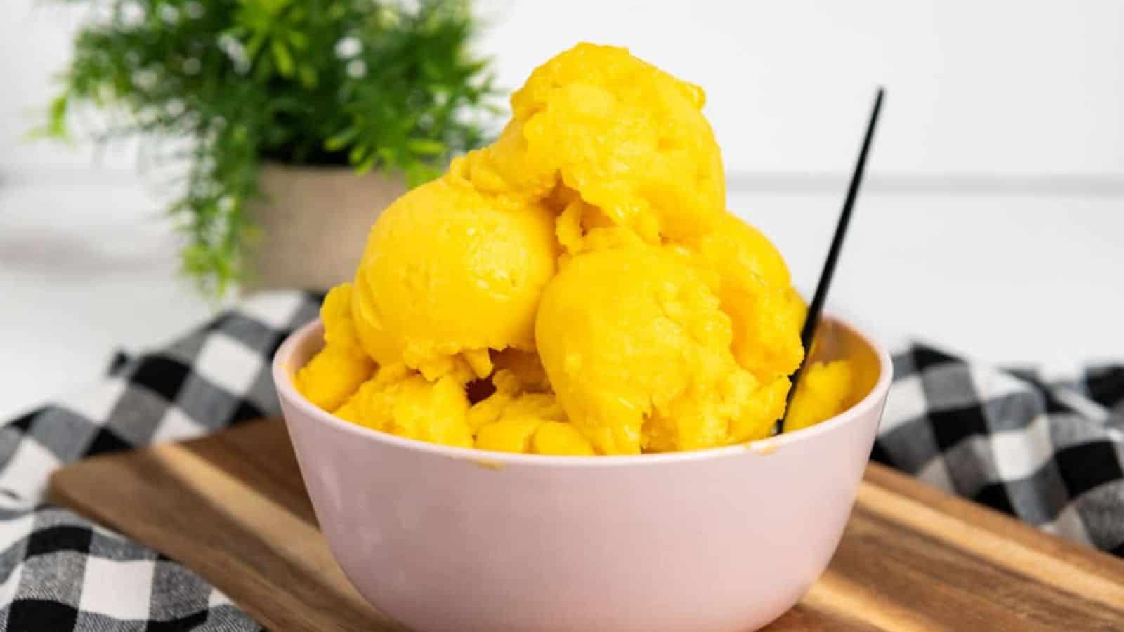 3-ingredient vegan mango sorbet on a bowl.