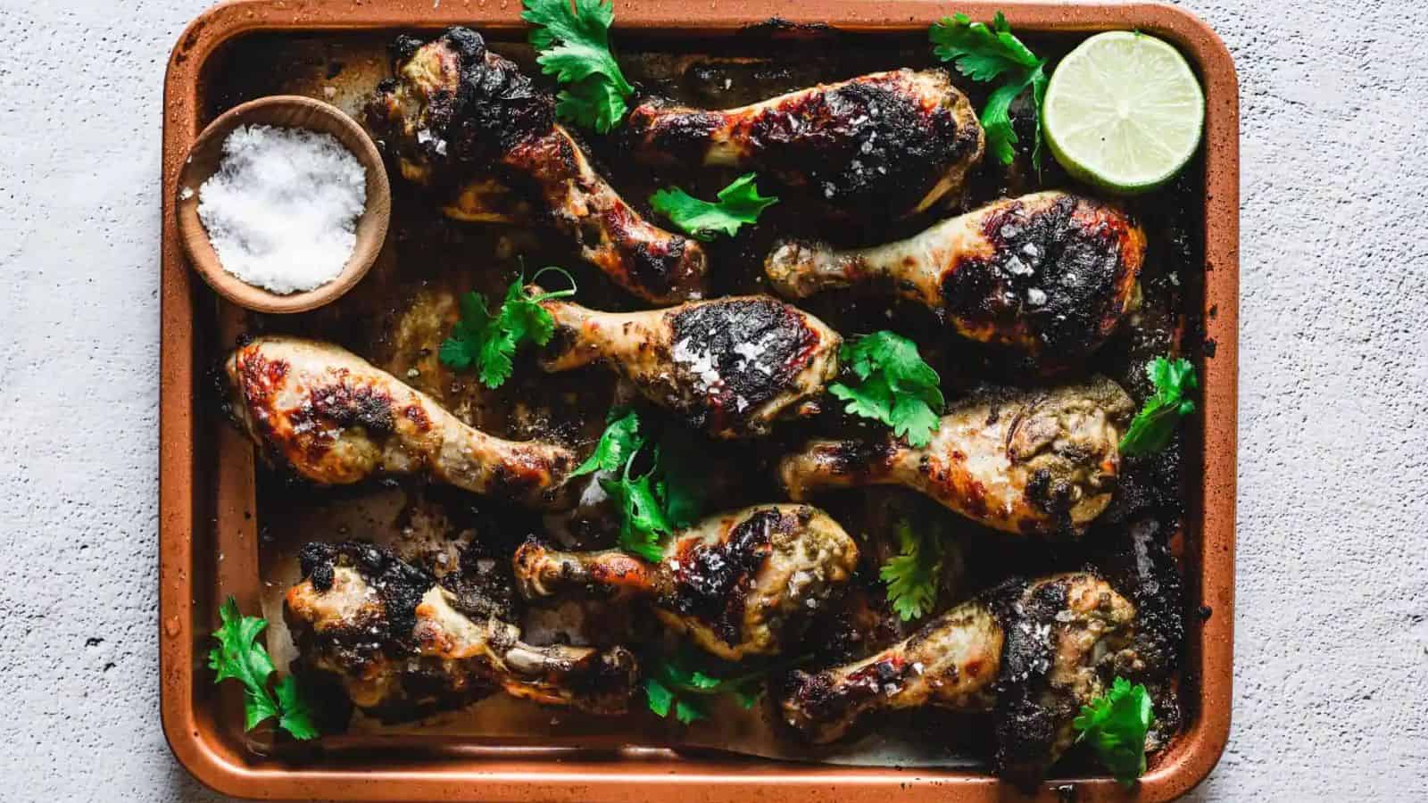 An image of Colombian chicken drumsticks.