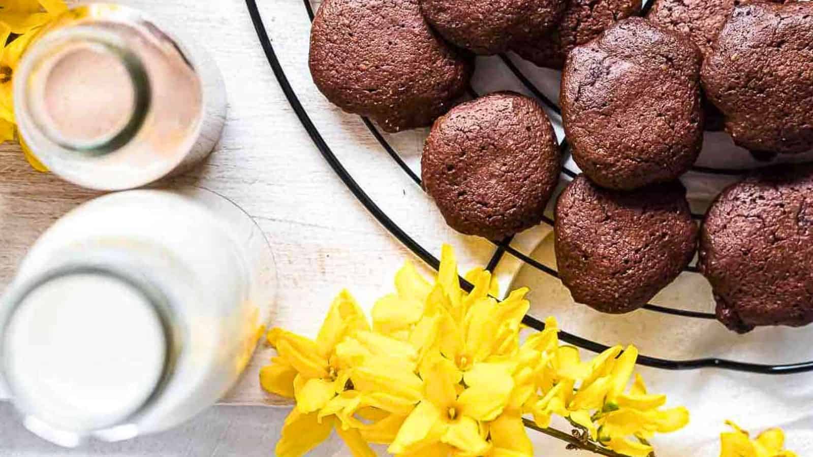 Sugar-Free Nutella Cookies on a black cooking rack.