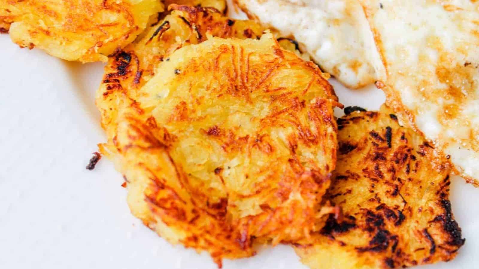 Overhead image of a plate of Spaghetti Squash Hashbrowns.