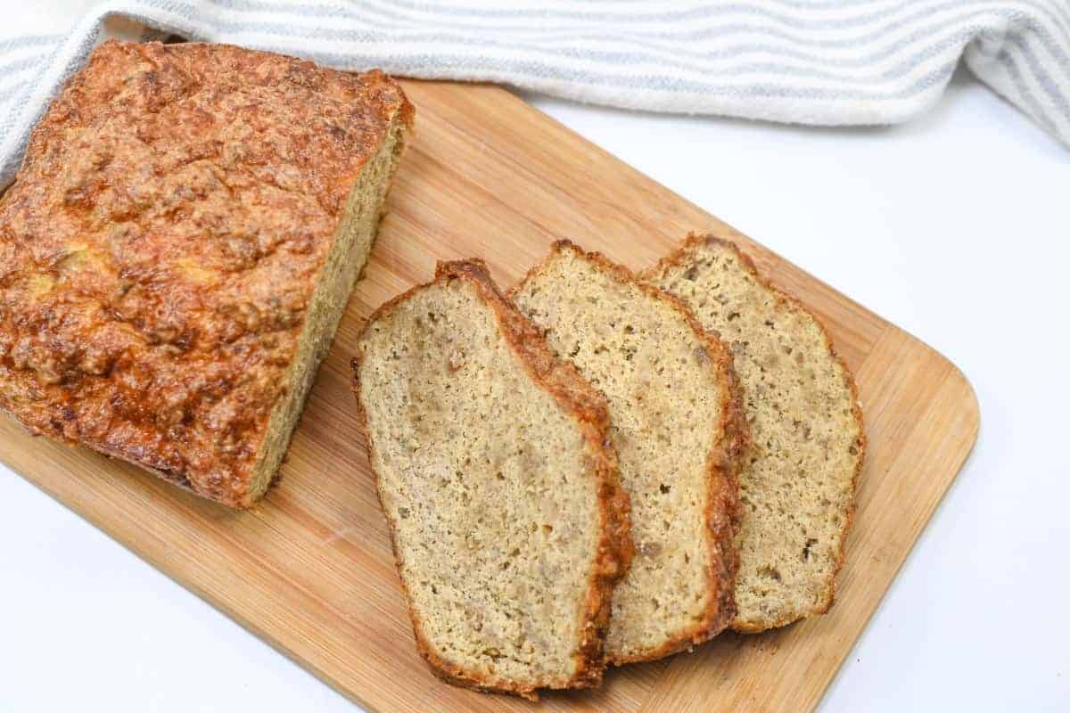 Sliced bread on a cutting board.