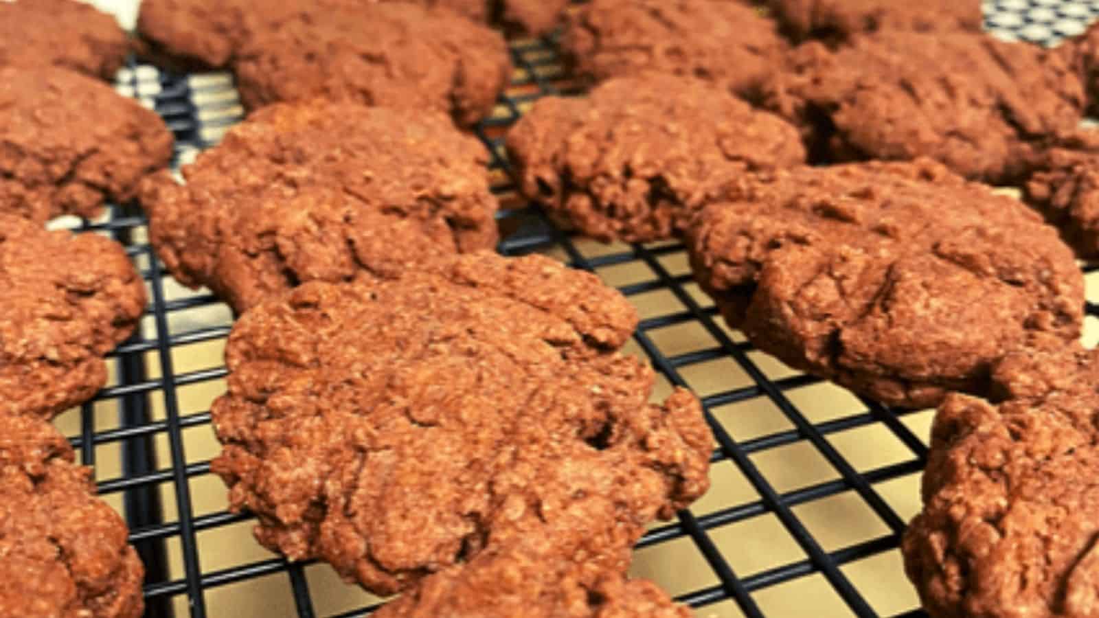 Chocolate pudding cookies on a cooling rack.