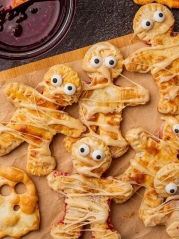 Top view of halloween mummy hand pies.