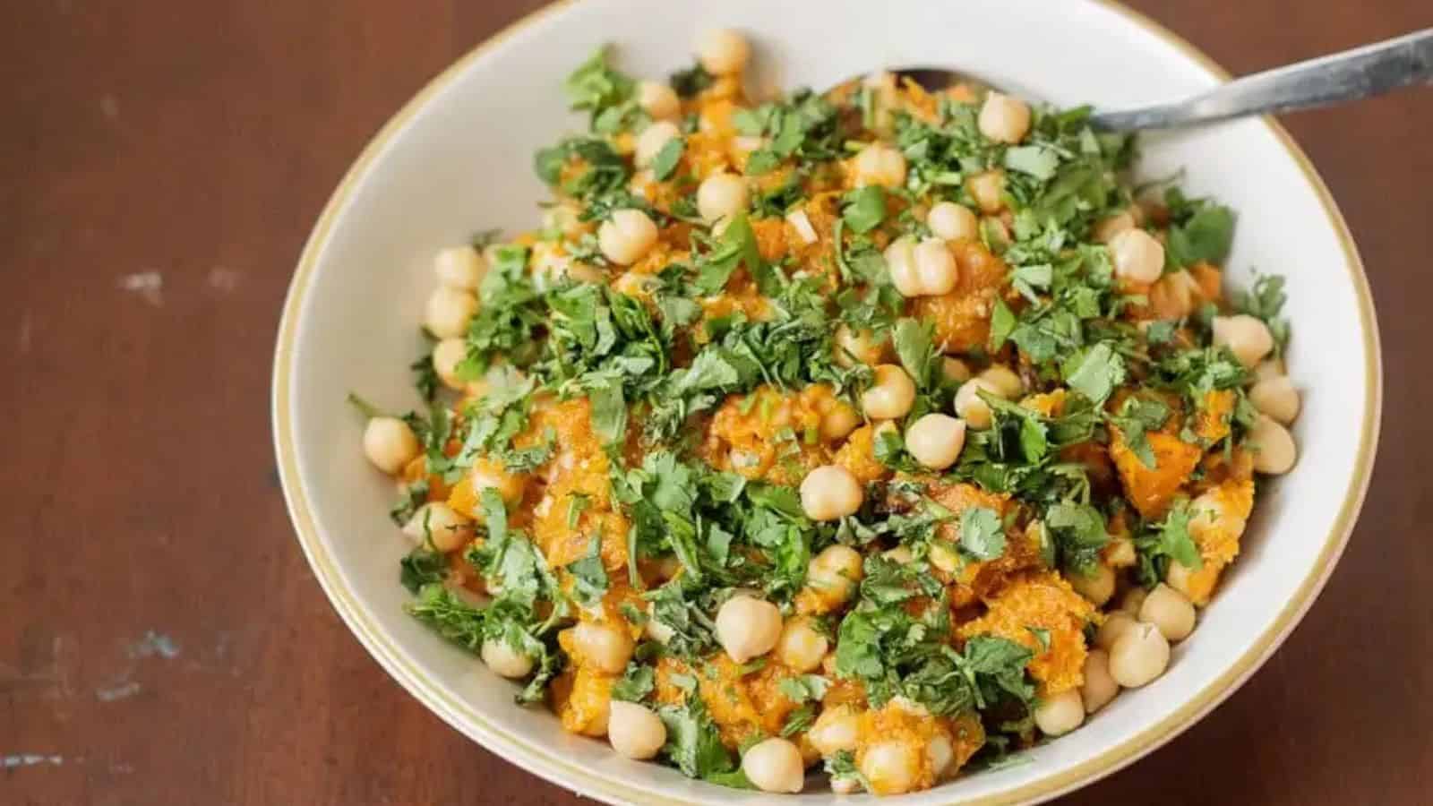 Close-up image of turnisian trishi squash salad in a bowl.