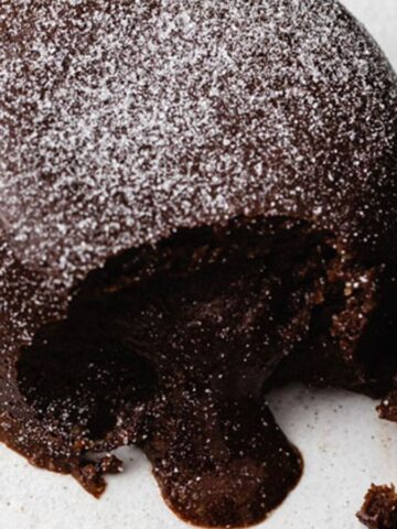 A close-up image of an Instant Pot Lava Cake on a plate.