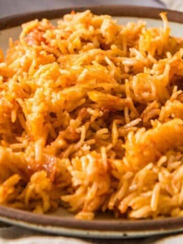 A plate full of instant pot jollof.