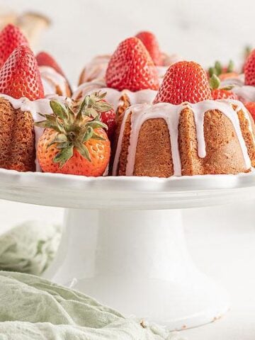An image of Mini Strawberry Bundt Cakes.