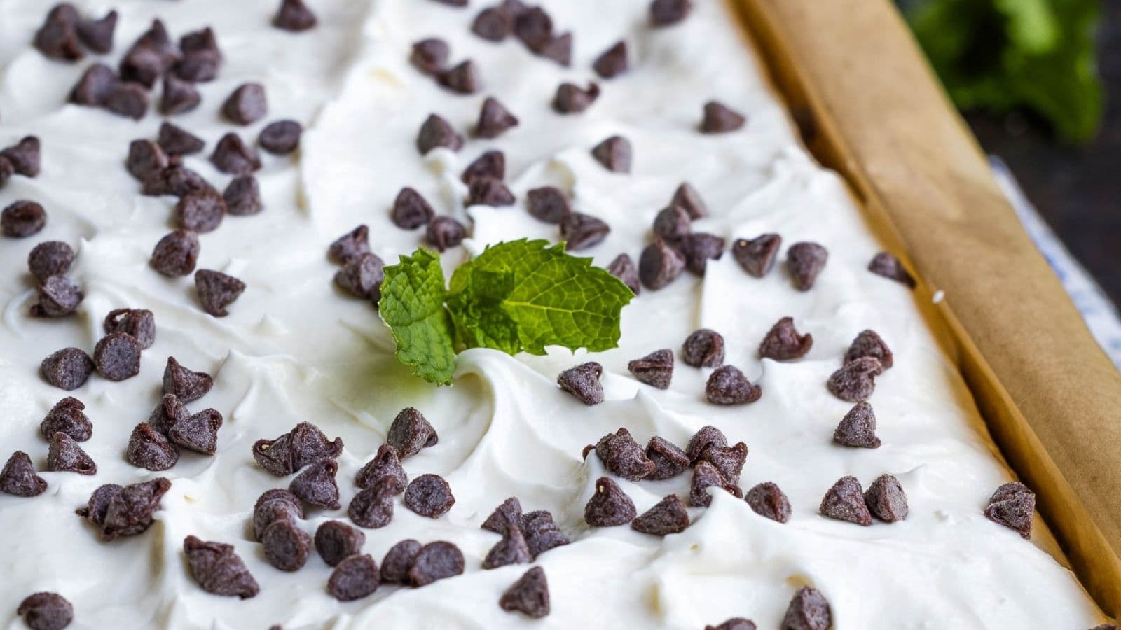 A close-up image of Cannoli Sheet Cake.