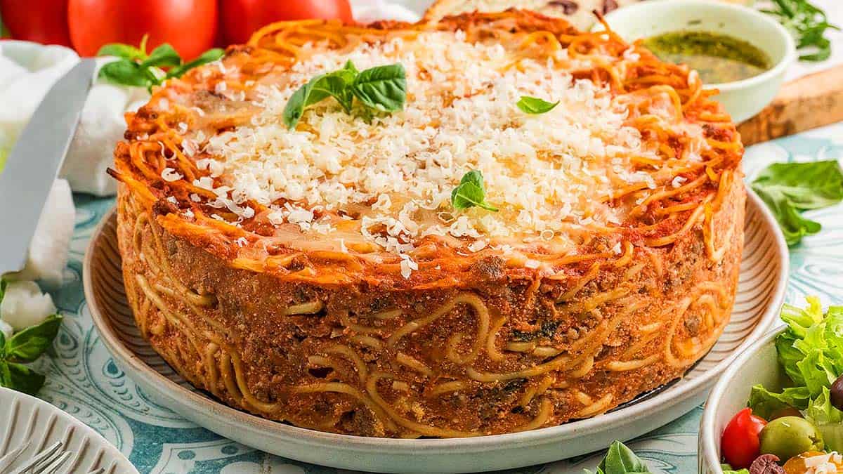 This image has an empty alt attribute; its file name is Spaghetti-Pie.jpg