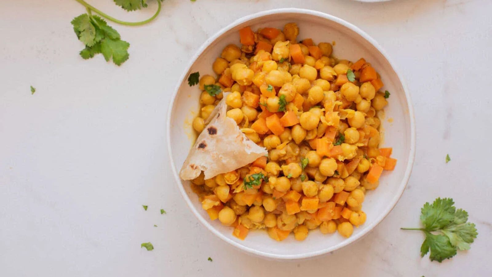 An overview of a bowl of Moroccan chickpea tagine.