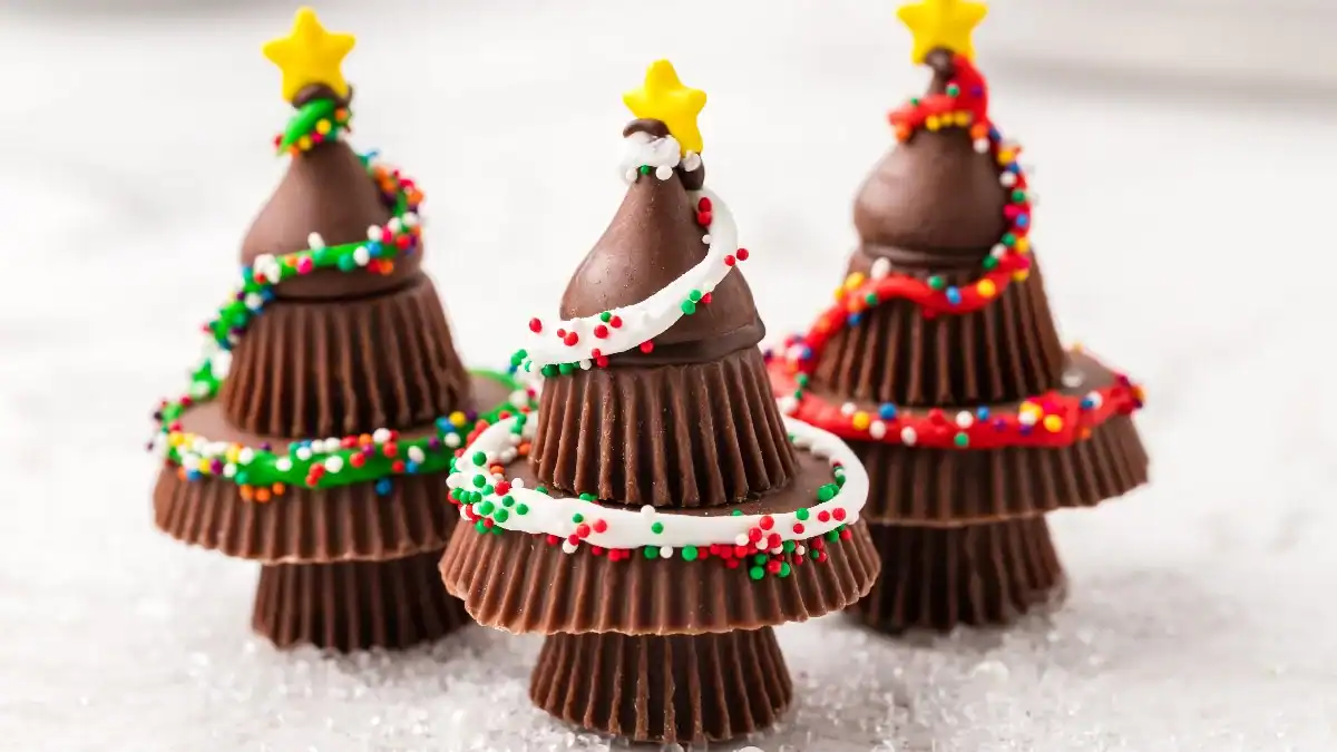 Three Peanut Butter Cup Christmas Trees.