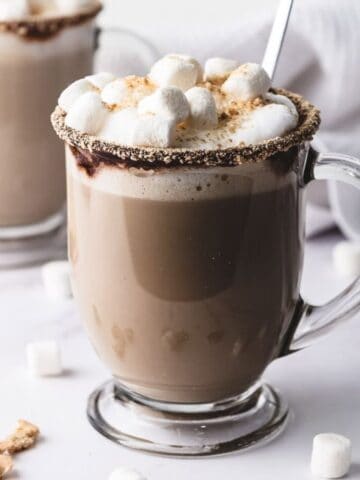 A mug of S’mores Latte.